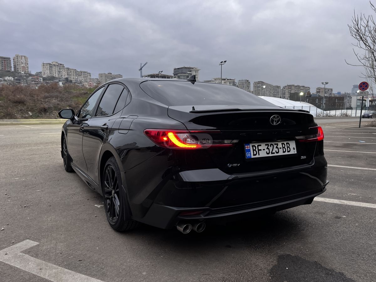 Toyota Camry - фото 5