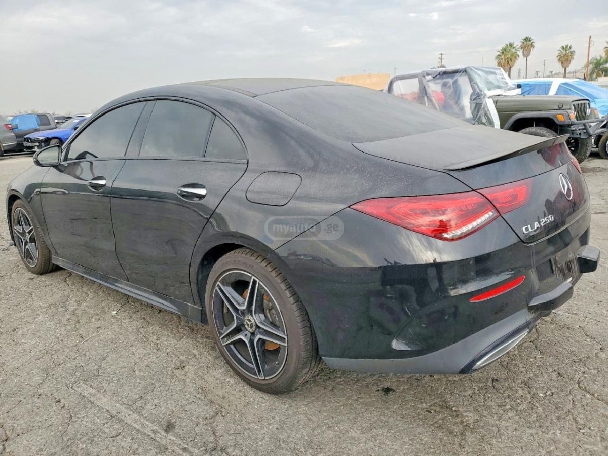 Mercedes-Benz CLA 250 2023 — миниатюра 4