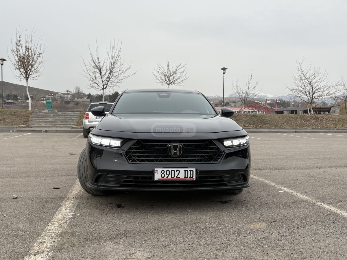 Honda Accord - фото 1