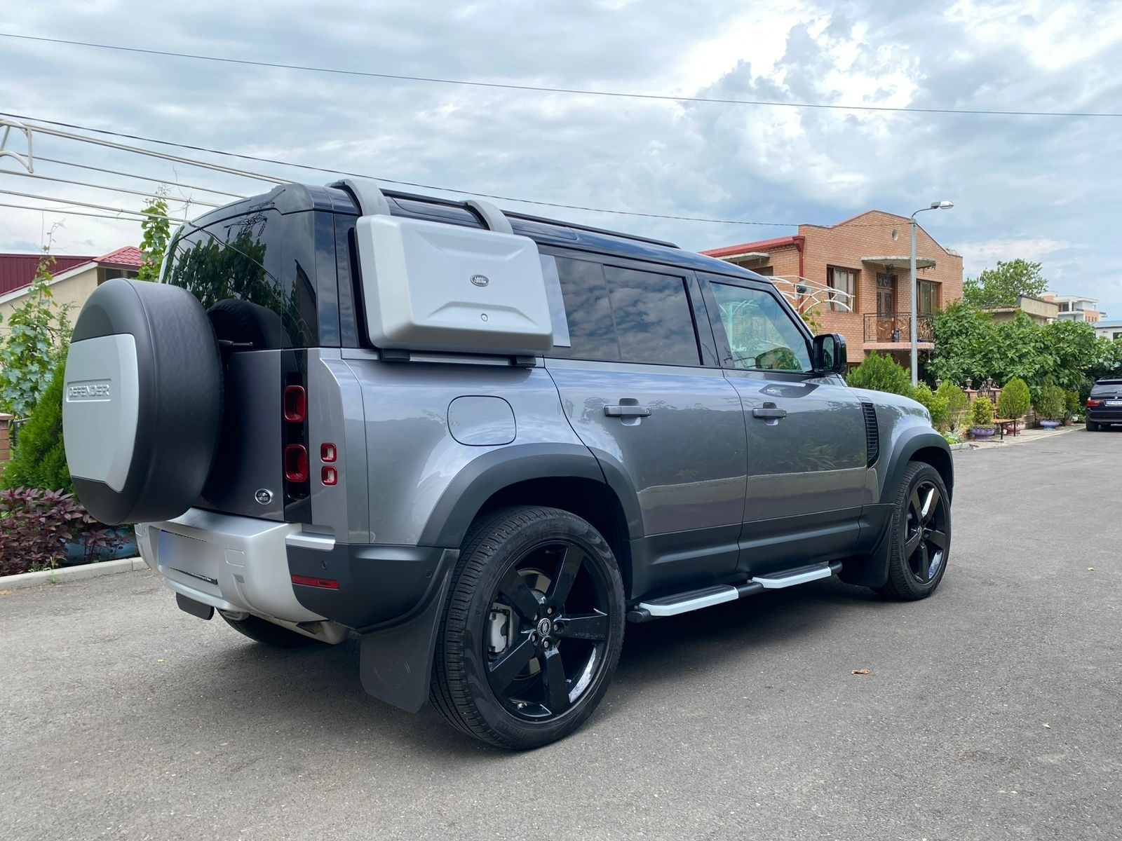 Land RoverDefender 1102020