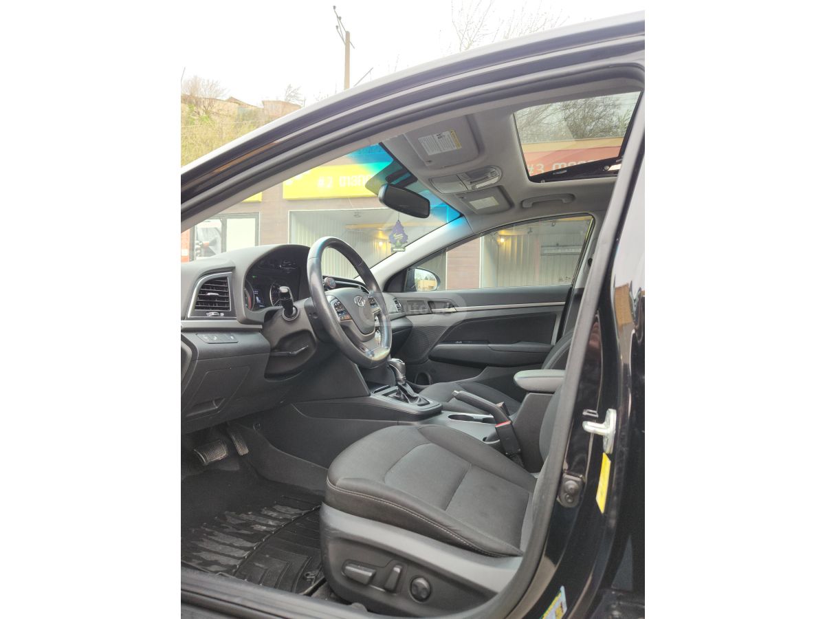 Hyundai Elantra - фото 9