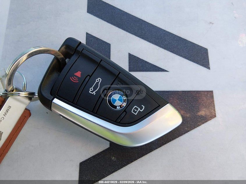 BMW 330 - фото 10