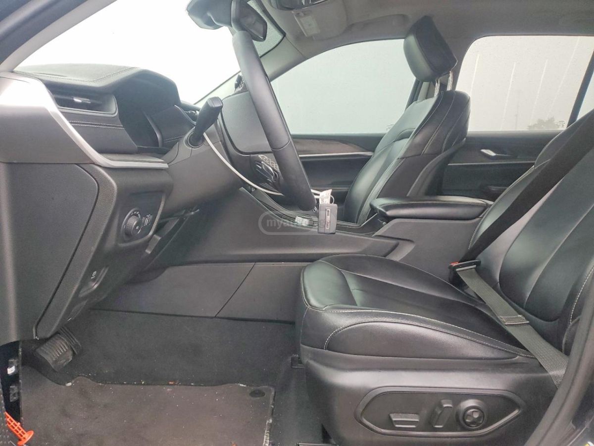 Jeep Grand Cherokee 2024 — миниатюра 7