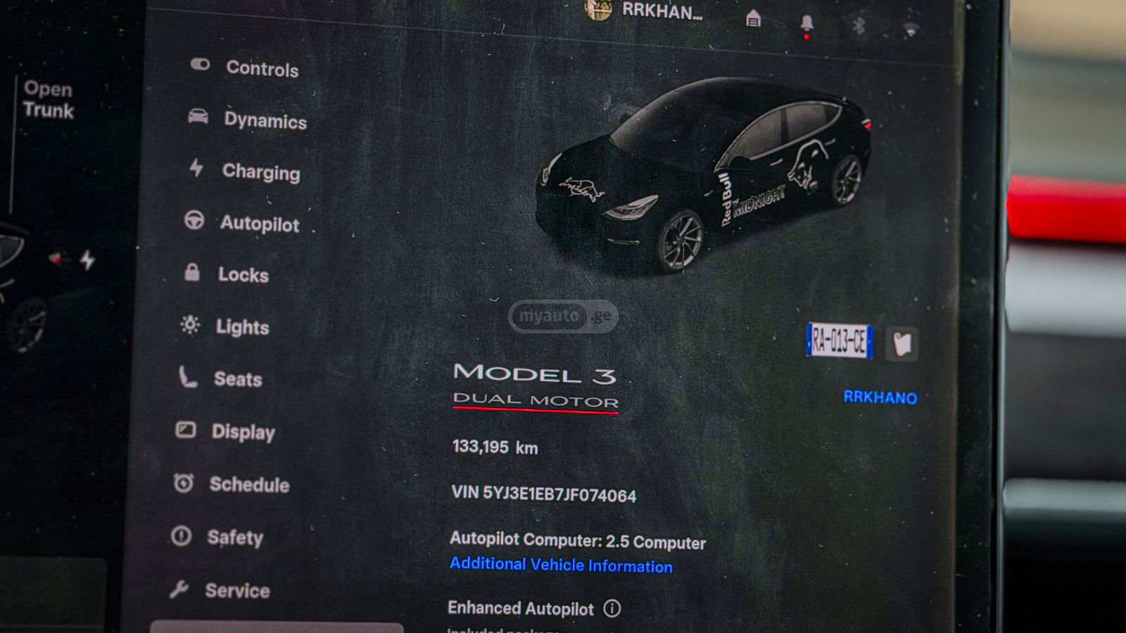 Tesla Model 3 - фото 7