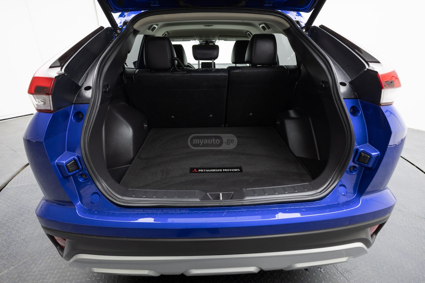 Mitsubishi Eclipse Mitsubishi Eclipse Cross 2024 — миниатюра 7