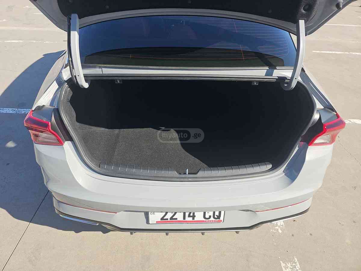 Kia Kia K5 — миниатюра 7