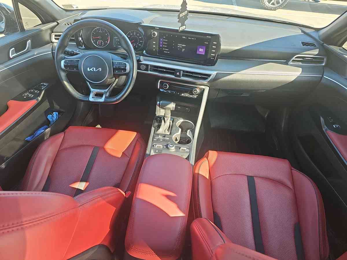 Kia Kia K5 — миниатюра 9