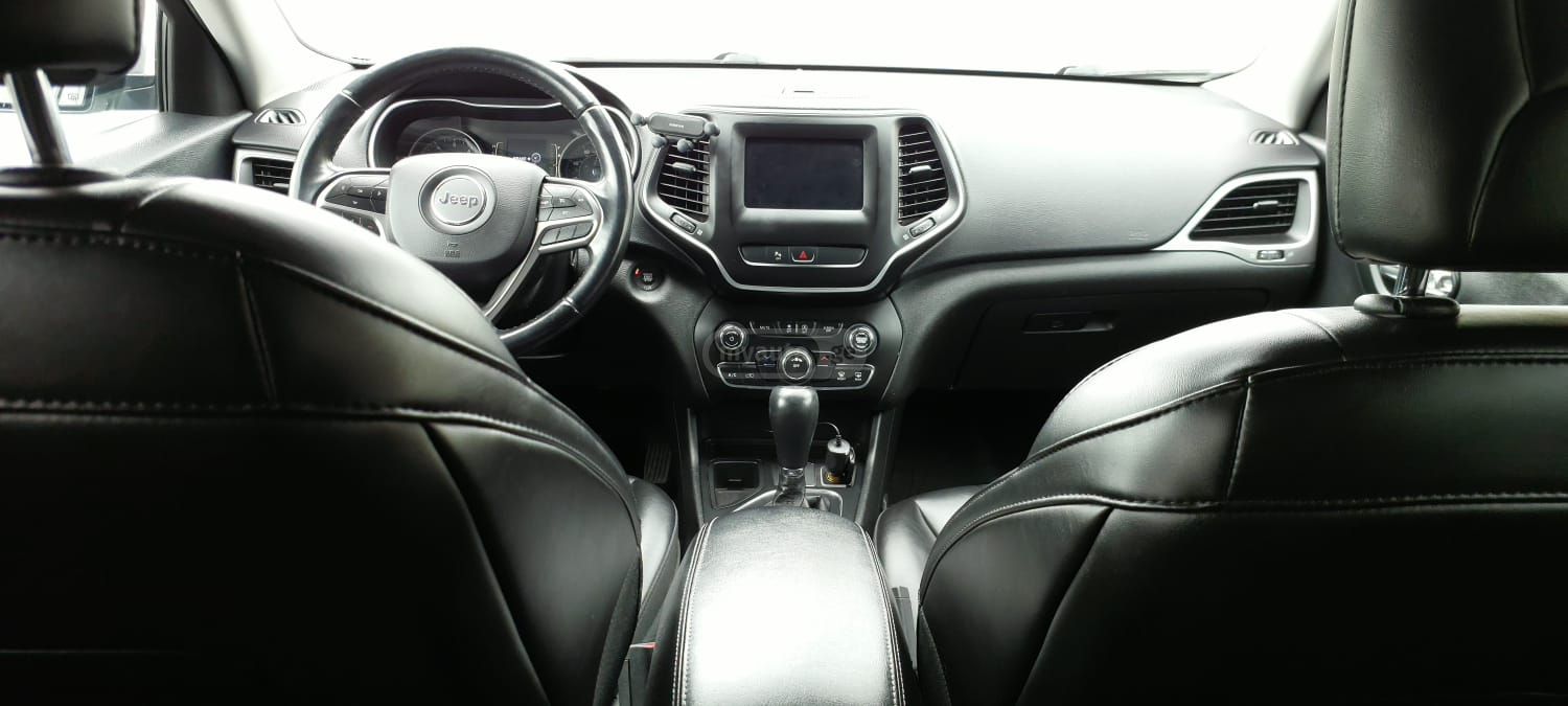 Jeep Cherokee - фото 5