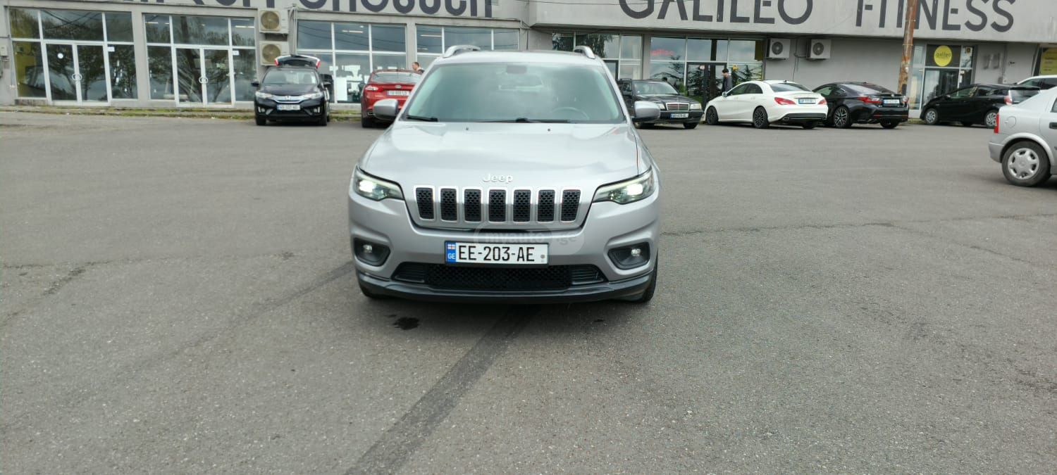 Jeep Cherokee - фото 9