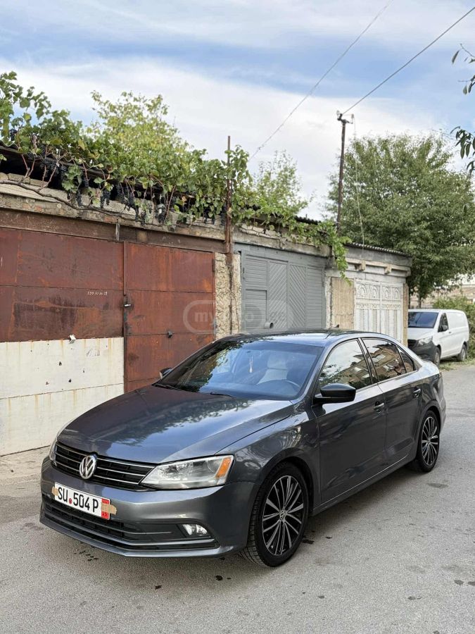 Volkswagen Jetta - фото 7