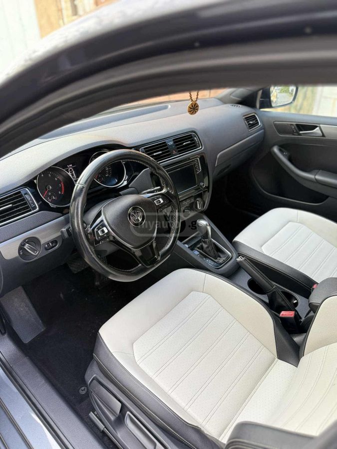 Volkswagen Jetta - фото 9