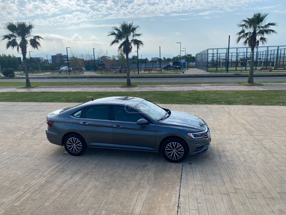 Volkswagen Jetta - фото 6