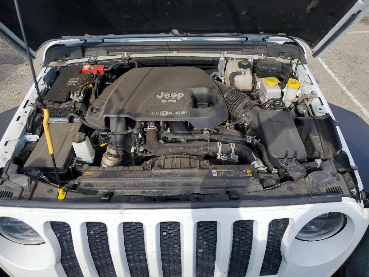 Jeep Wrangler - фото 11