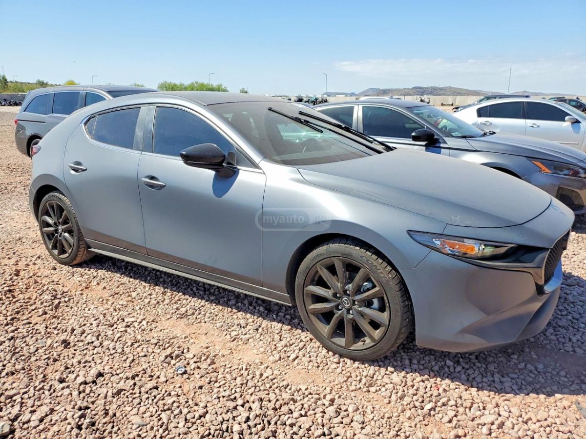 Mazda Mazda 3 - фото 4