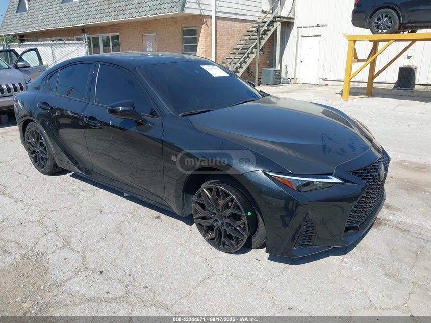 Lexus IS 350 - фото 1