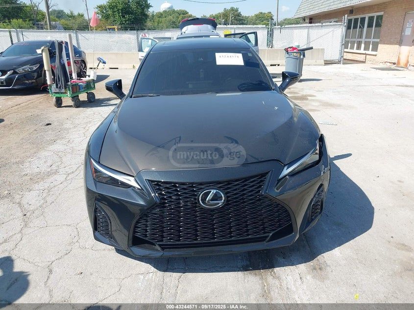 Lexus IS 350 - фото 12