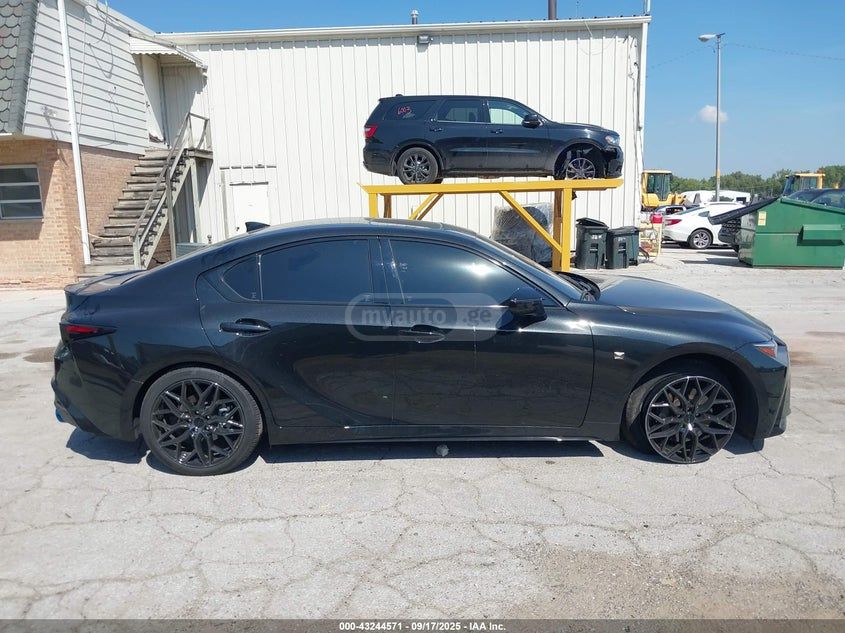 Lexus IS 350 - фото 13