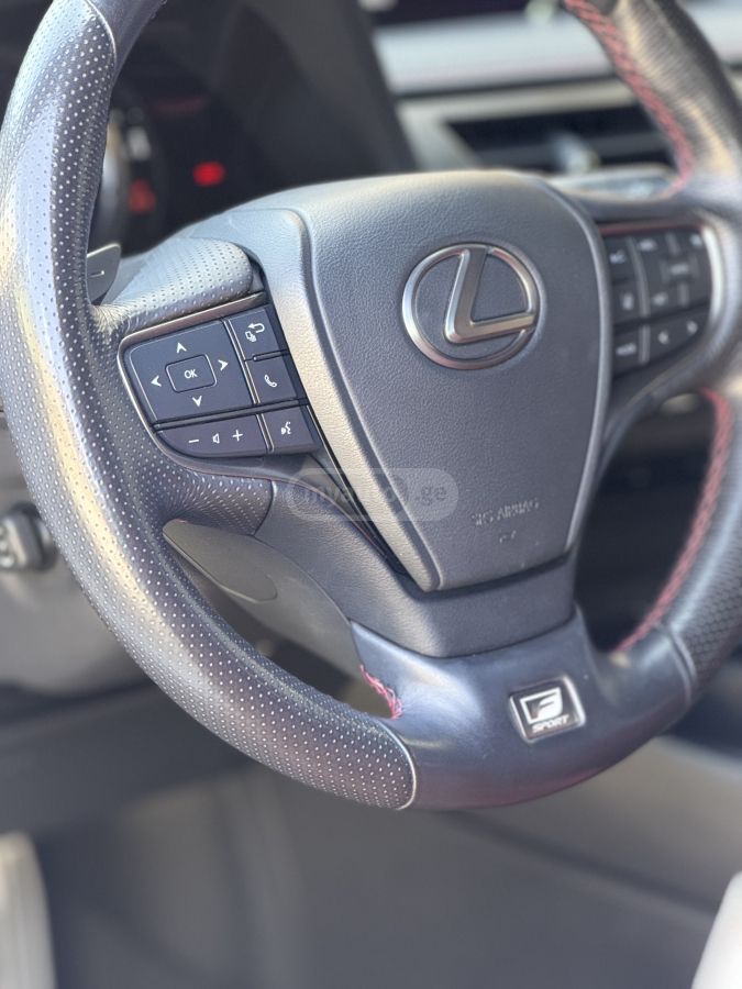 Lexus UX 200 F sport 2020 — миниатюра 10