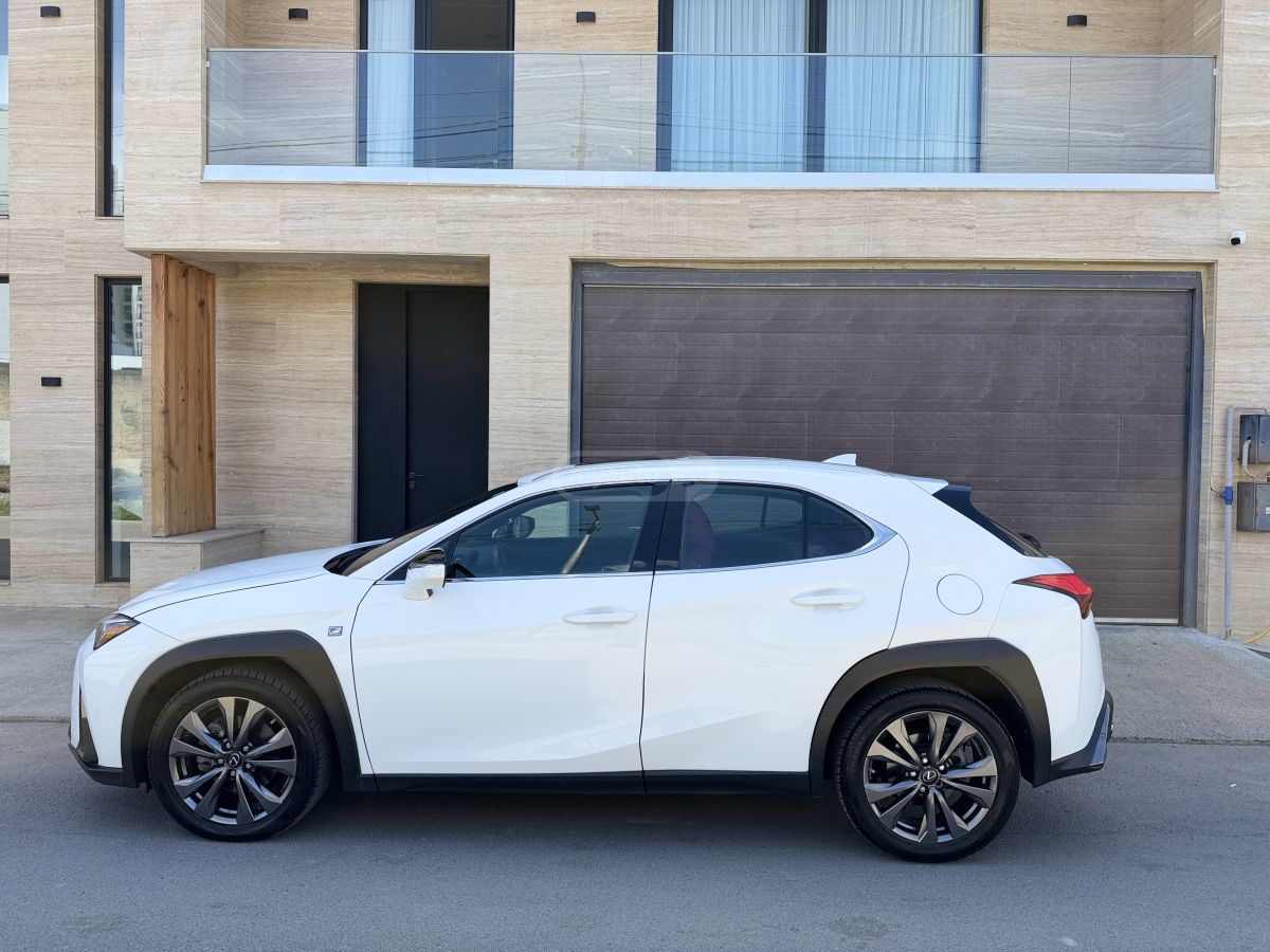Lexus UX 200 F sport 2020 — миниатюра 7