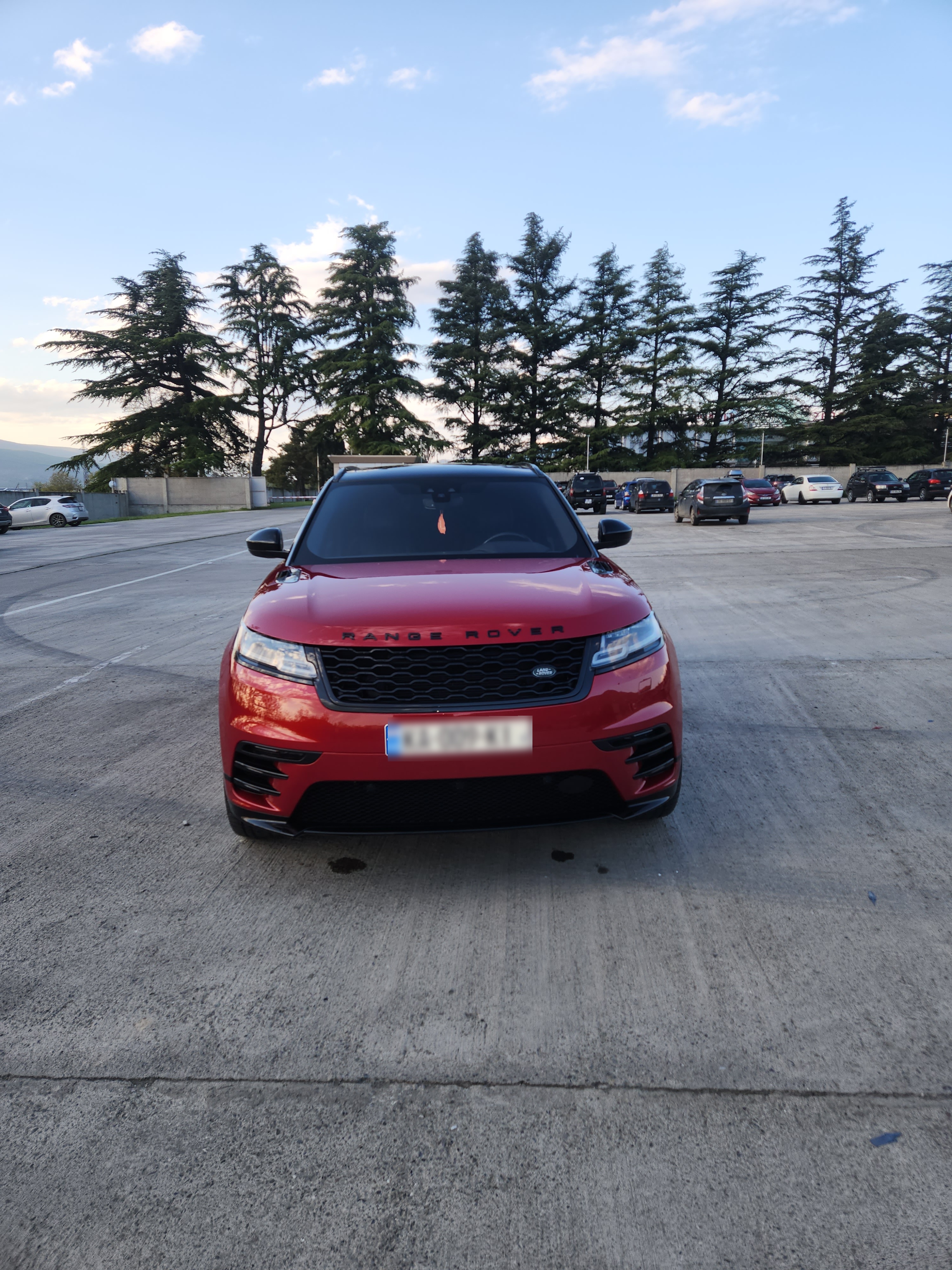 Land Rover Range Rover Velar - фото 1