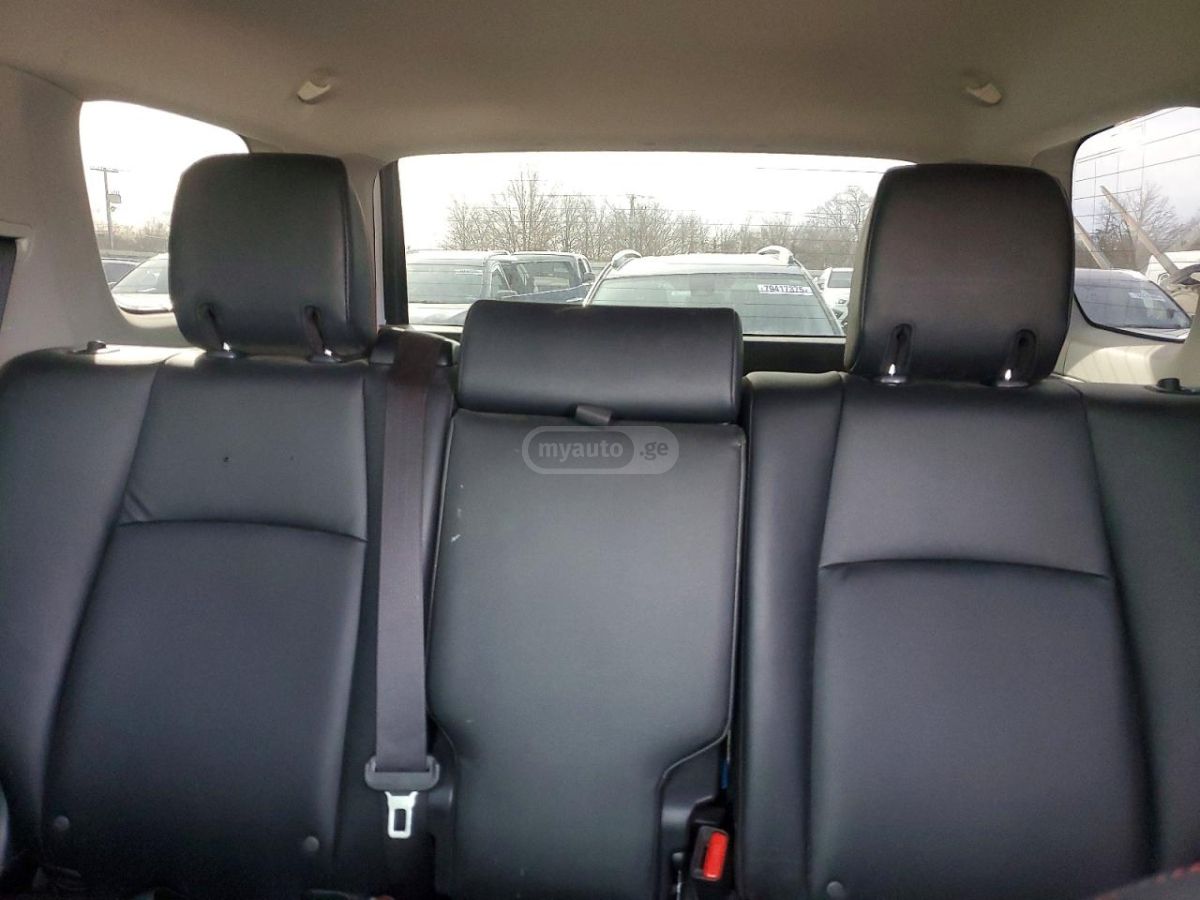 Toyota 4 Runner - фото 10