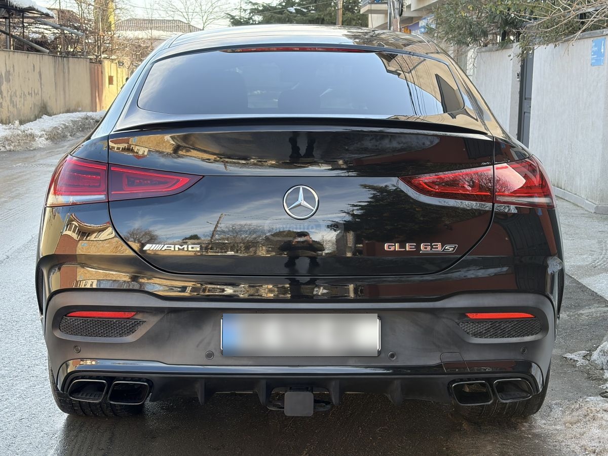 Mercedes-Benz GLE 63 AMG - фото 4