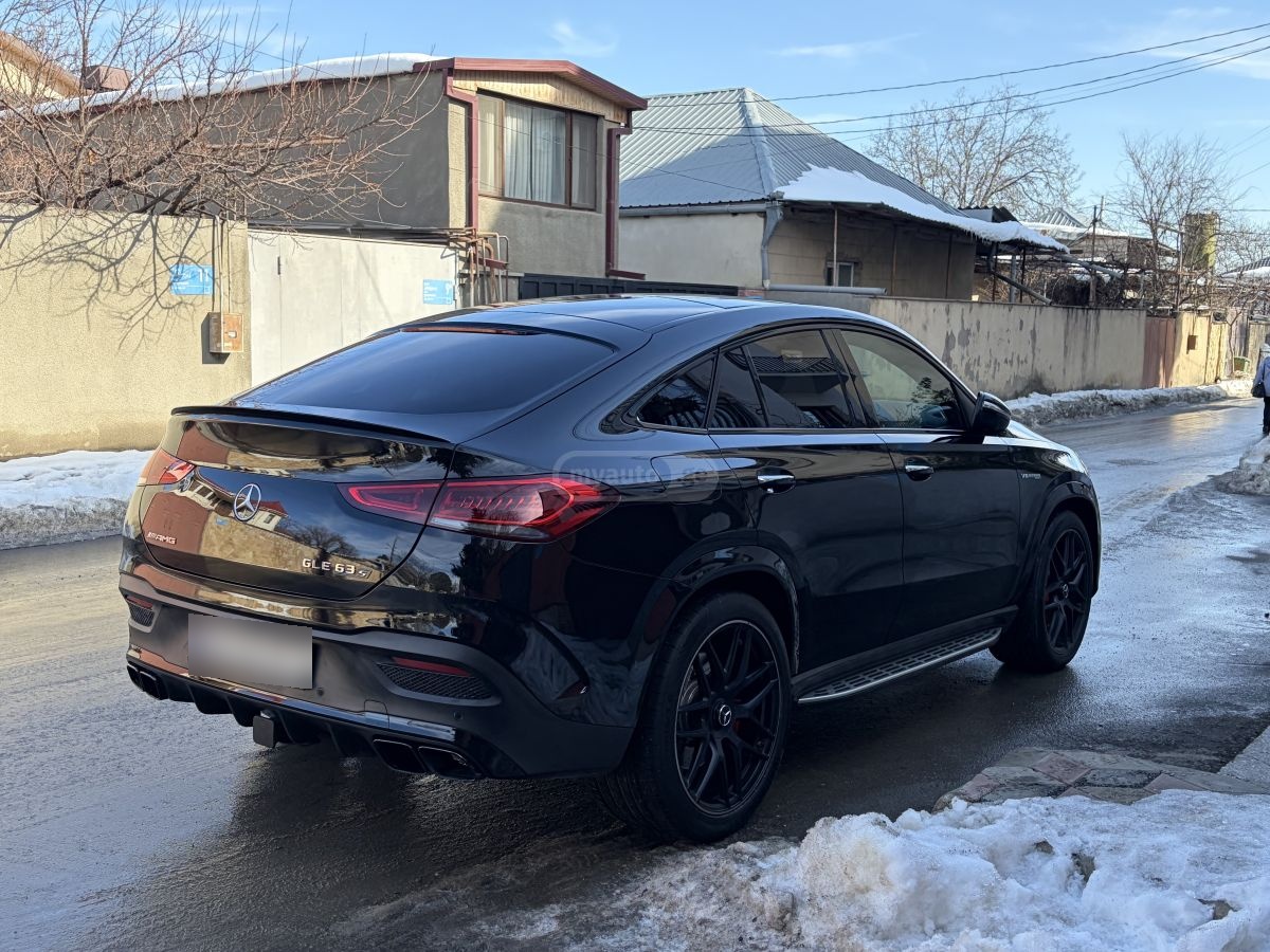 Mercedes-Benz GLE 63 AMG - фото 5
