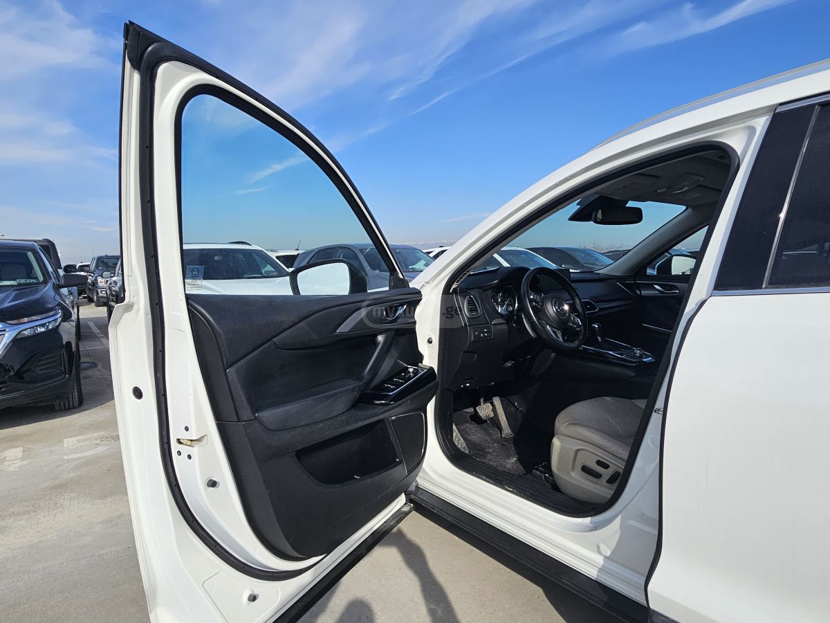 Mazda CX-9 - фото 7