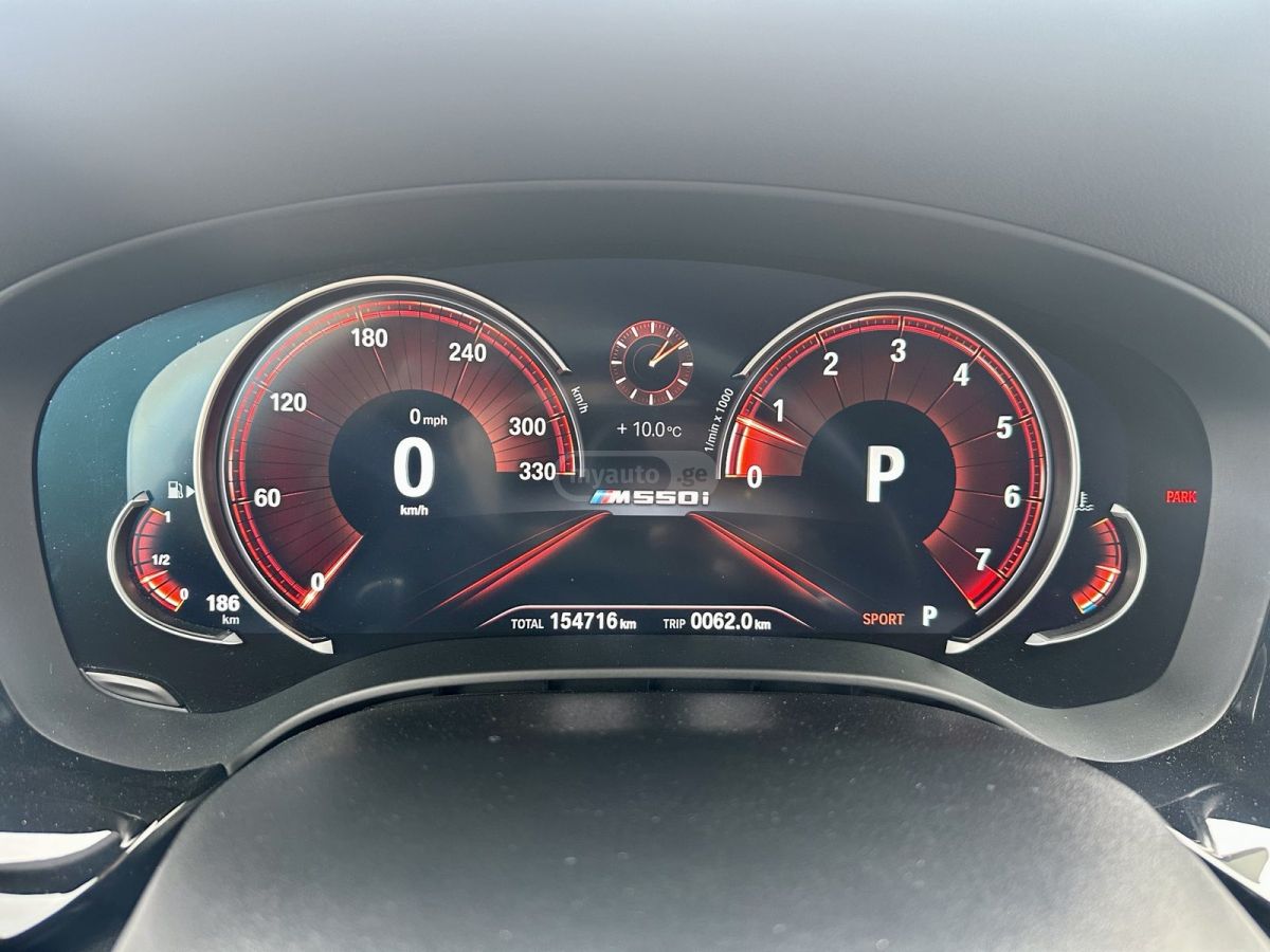 BMW M550 - фото 14