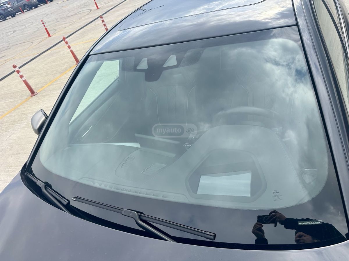 BMW M550 - фото 7