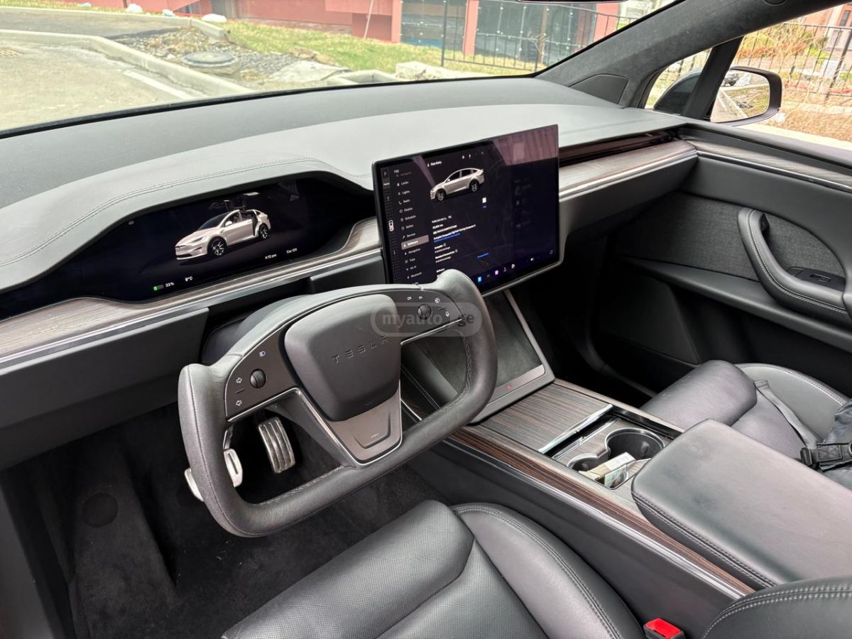 Tesla Model X - фото 3