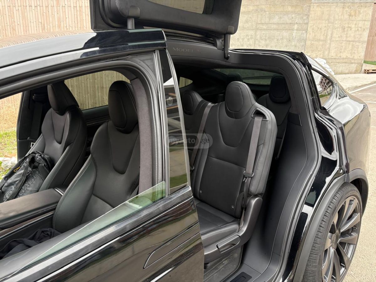 Tesla Model X - фото 5