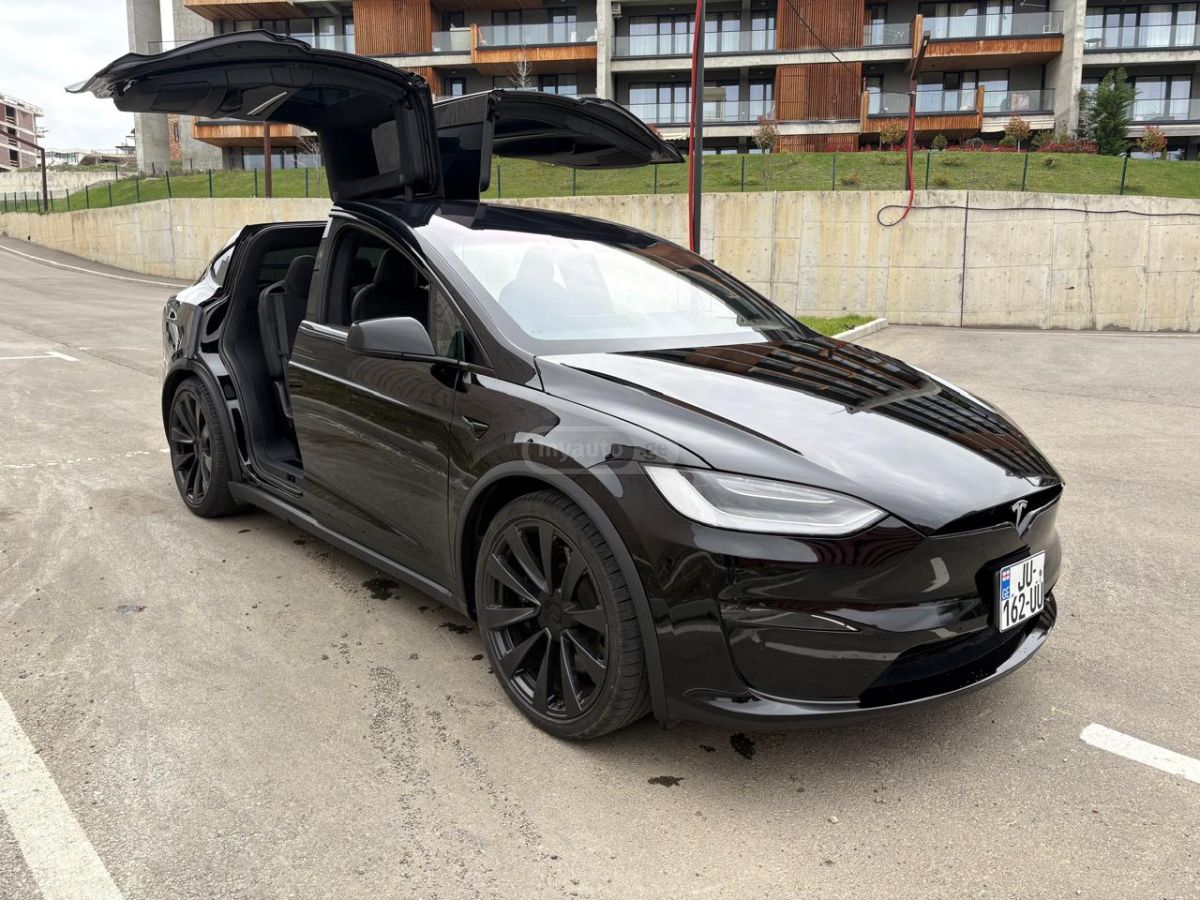 Tesla Model X - фото 8