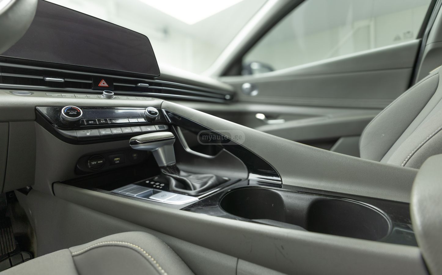 Hyundai Hyundai Elantra — миниатюра 8