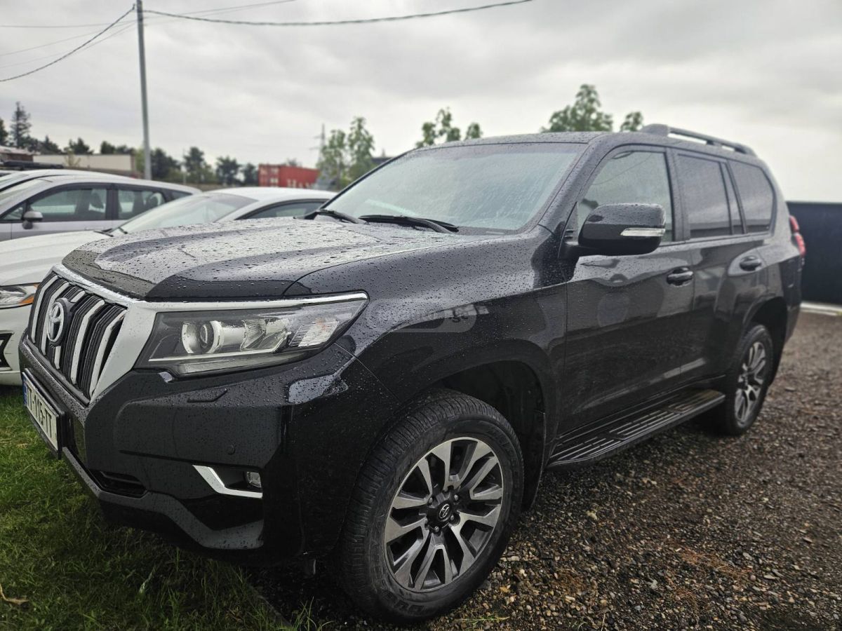 Toyota Land Cruiser Prado - фото 1