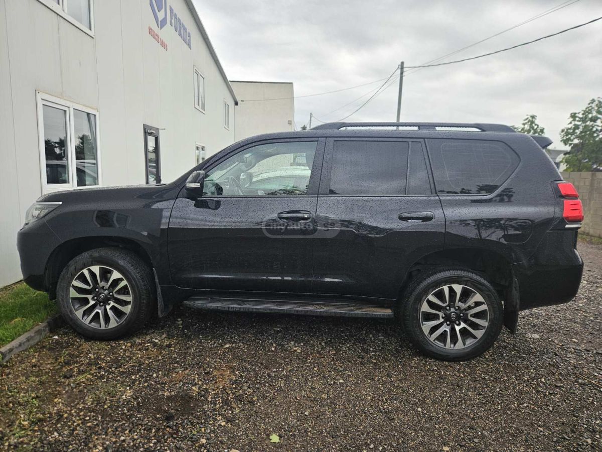 Toyota Land Cruiser Prado - фото 5
