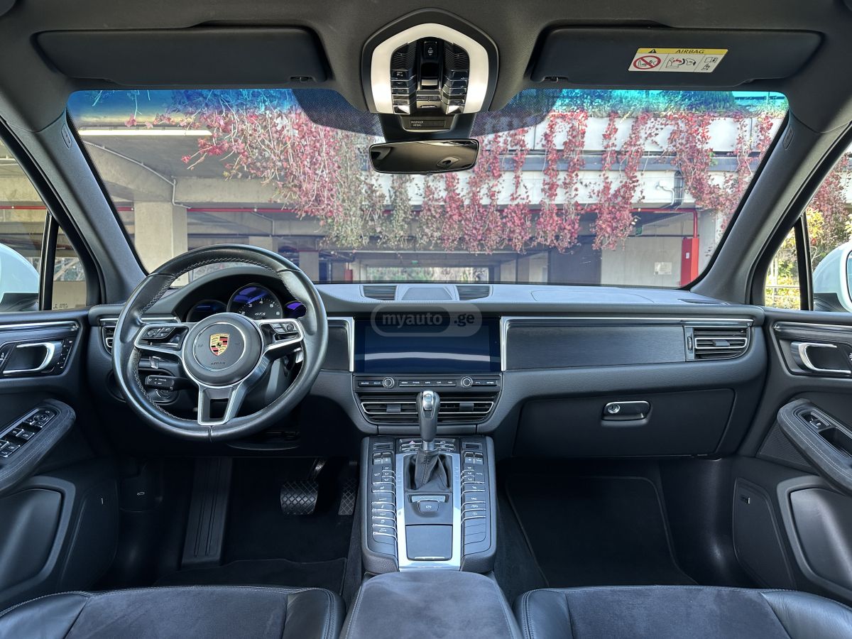 Porsche Macan - фото 7