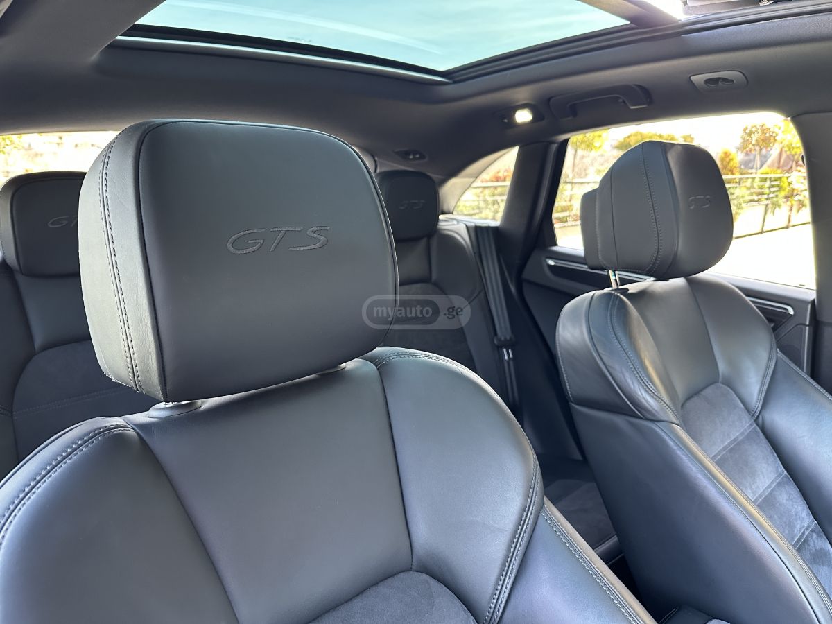 Porsche Macan - фото 9