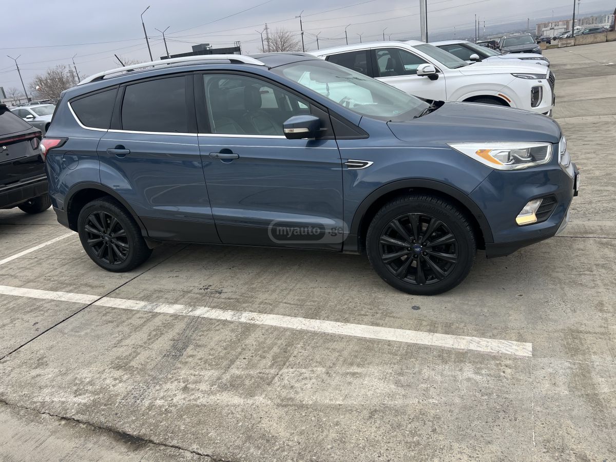 Ford Escape - фото 3