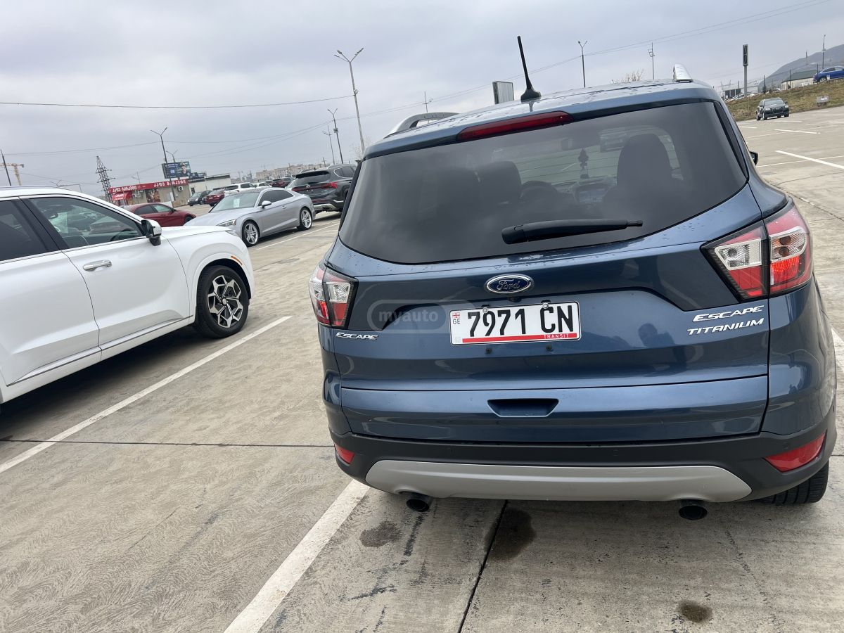 Ford Escape - фото 5