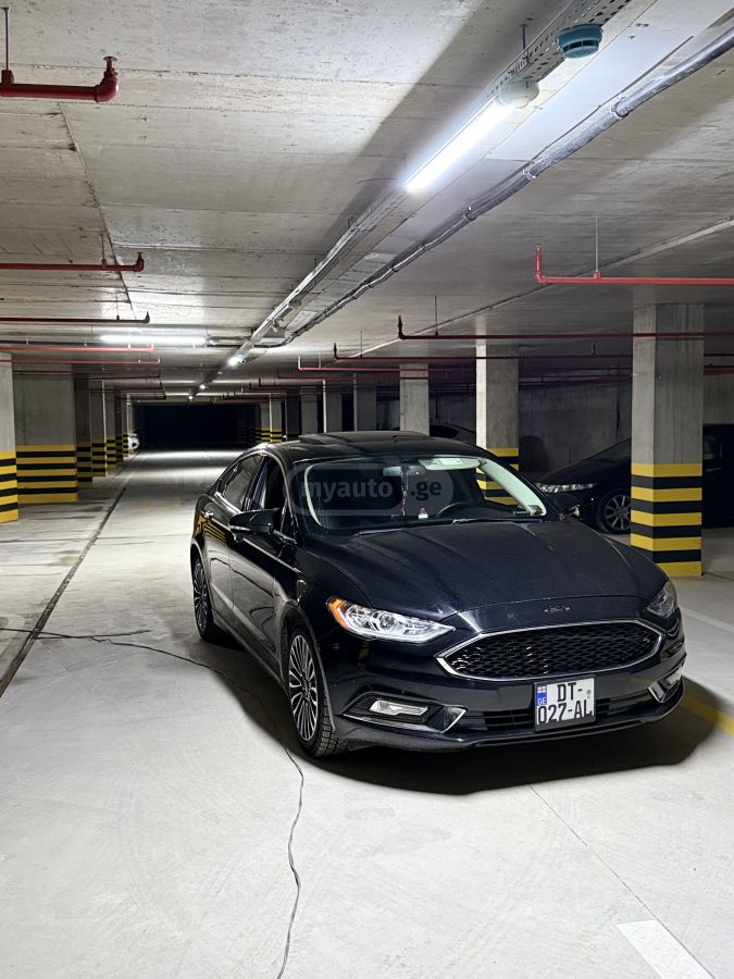 Ford Fusion - фото 1