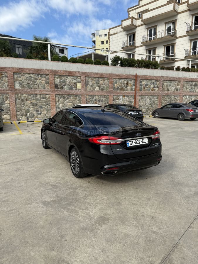 Ford Fusion - фото 7