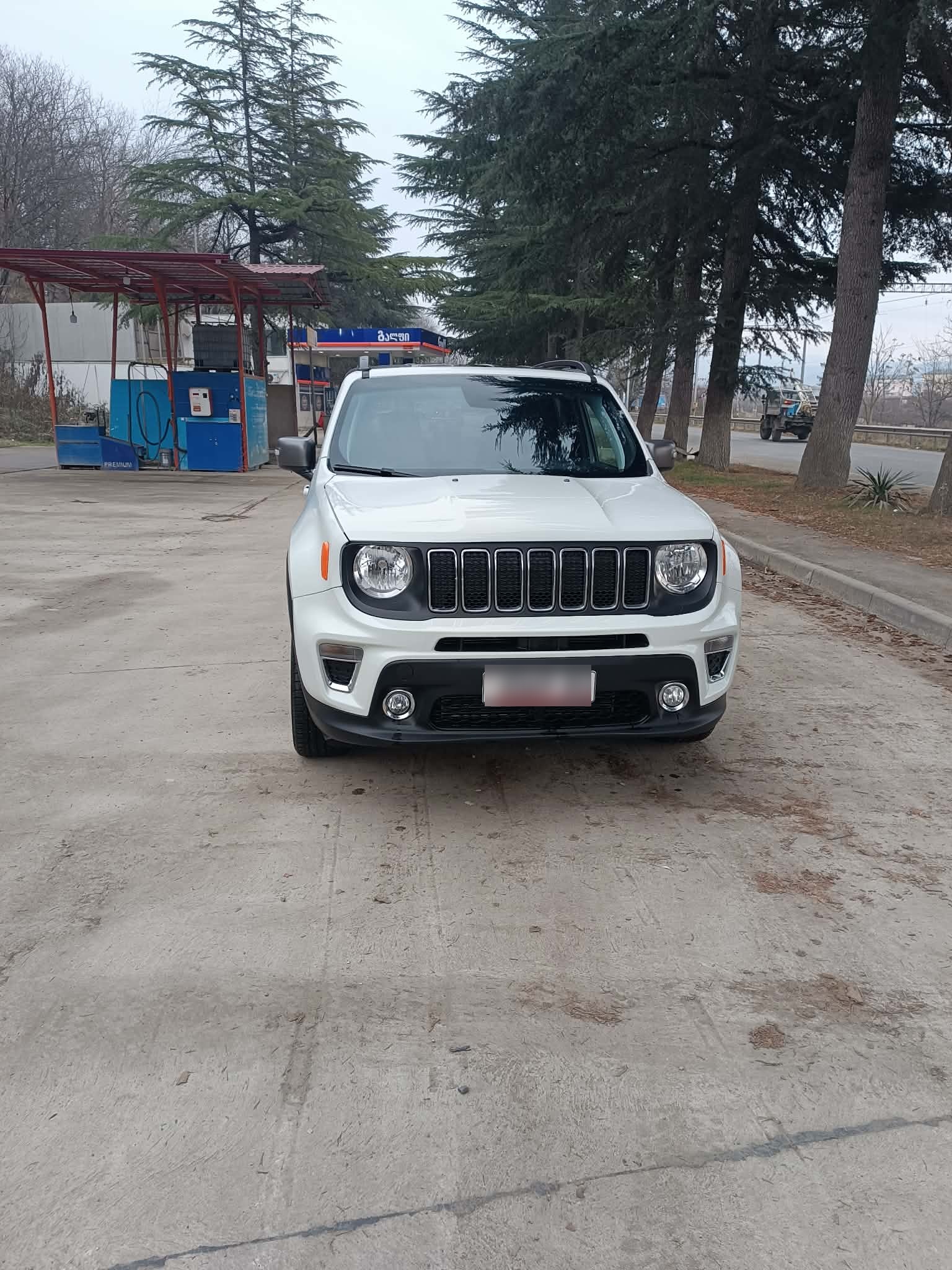 Jeep Renegade - фото 1