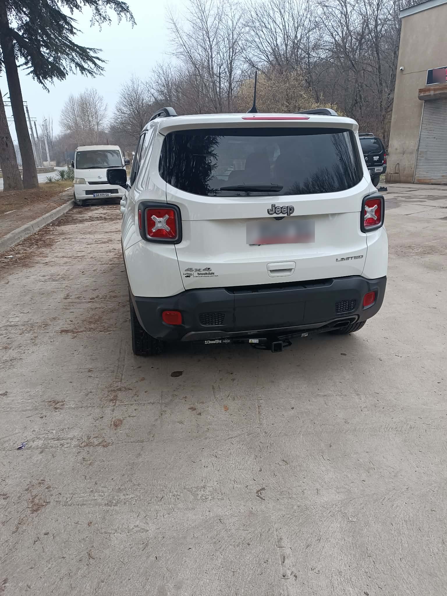 Jeep Renegade - фото 4
