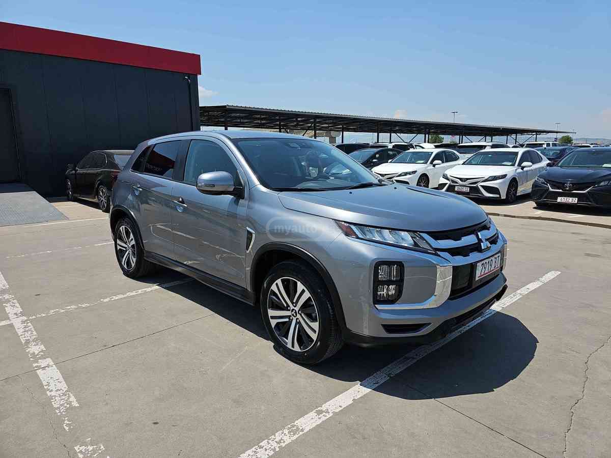 Mitsubishi Mitsubishi Outlander — миниатюра 3