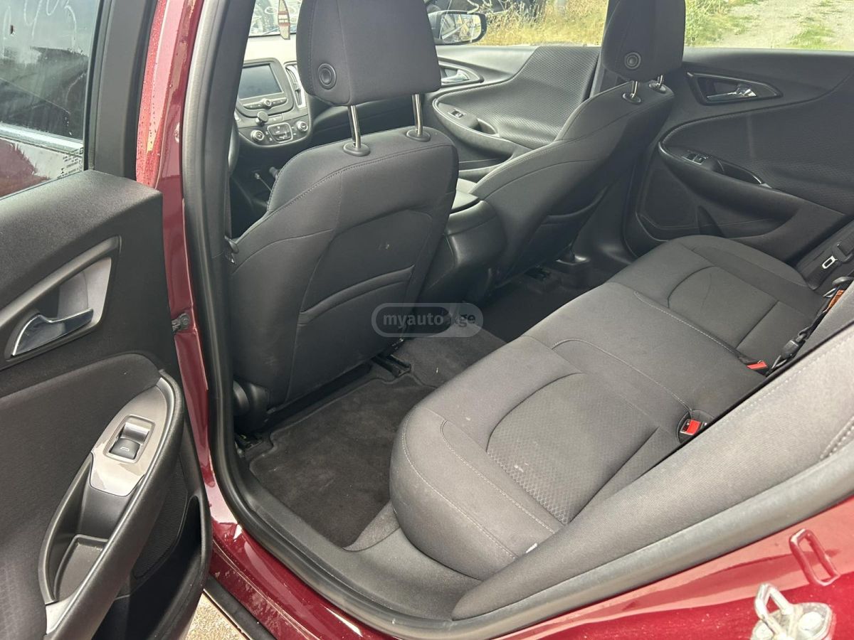 Chevrolet Malibu - фото 11