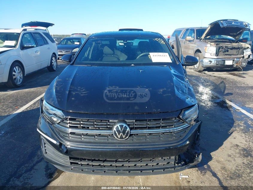 Volkswagen Jetta - фото 13