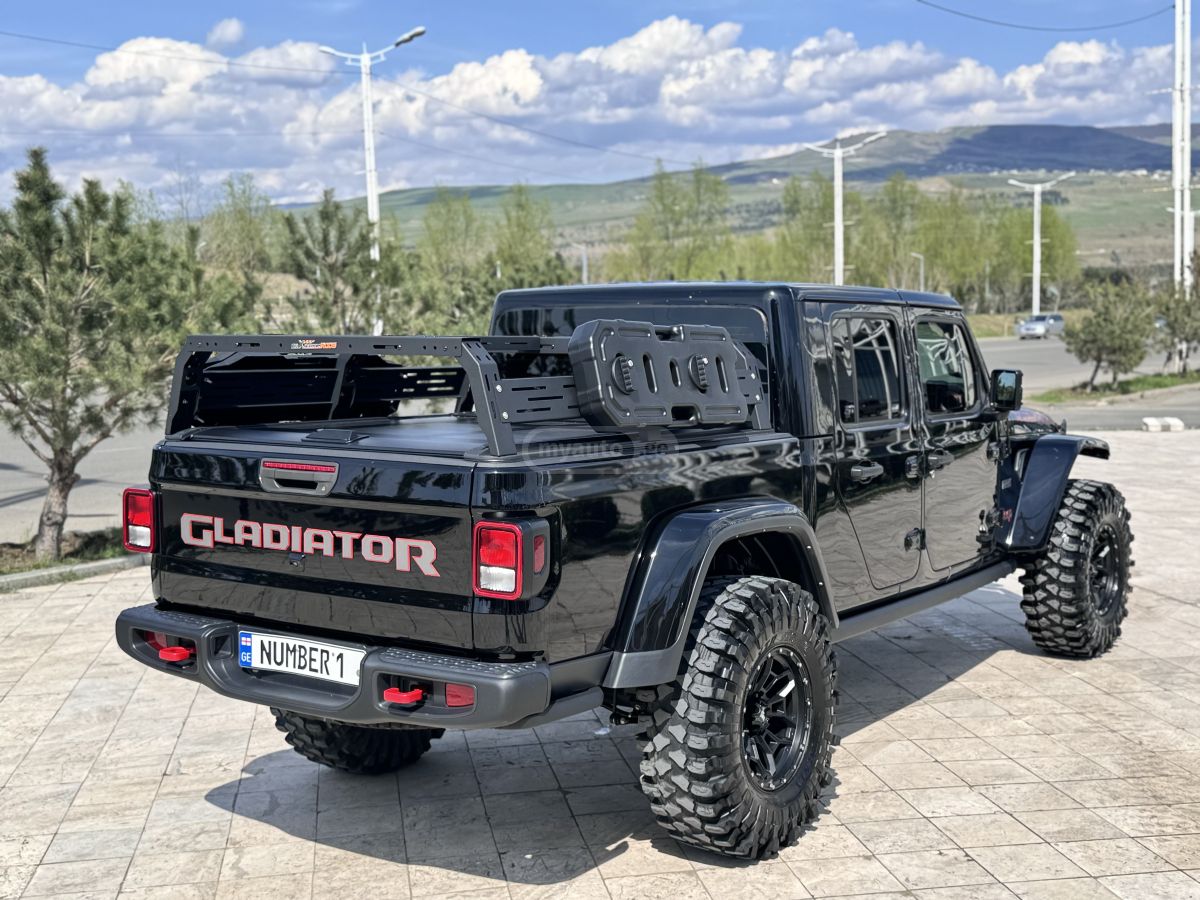 Jeep Wrangler - фото 13