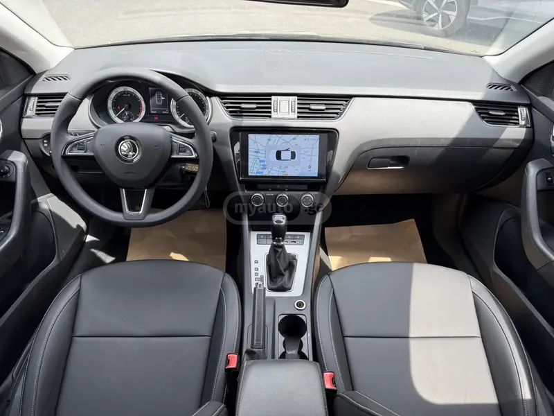 Skoda Octavia - фото 10