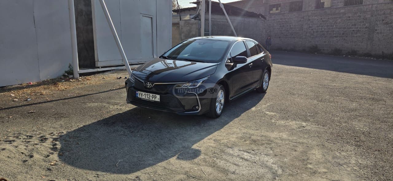 Toyota Corolla 2025 — миниатюра 1